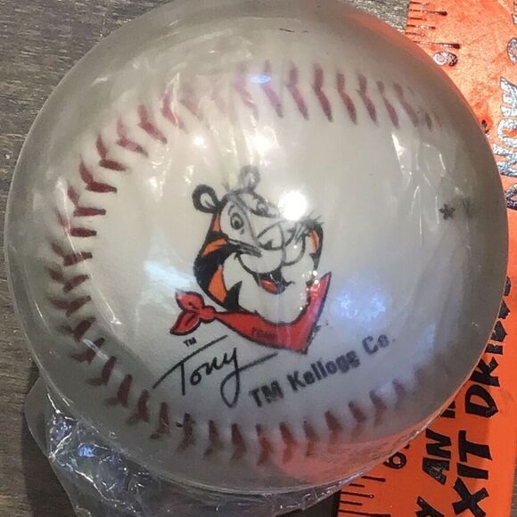 Vintage tell me the tiger baseball knob - Picture 1 of 4